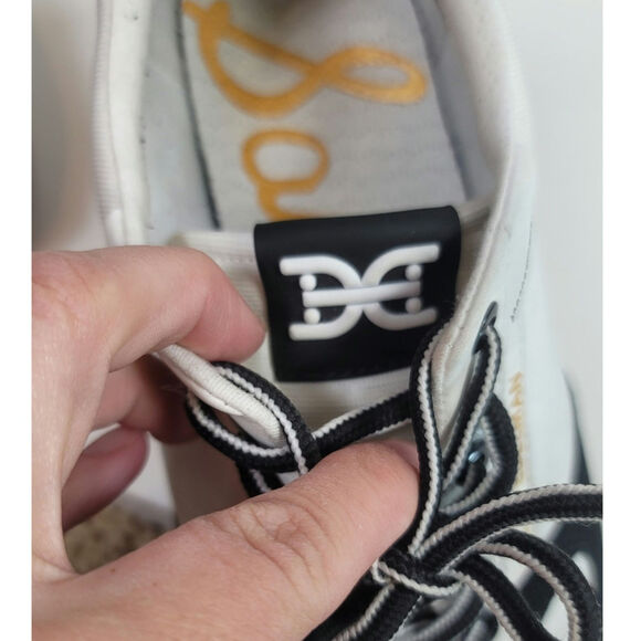 SAM EDELMAN LAYLA SNEAKER IN BLACK/WHITE SUEDE, SZ 10 - Picture 9 of 16